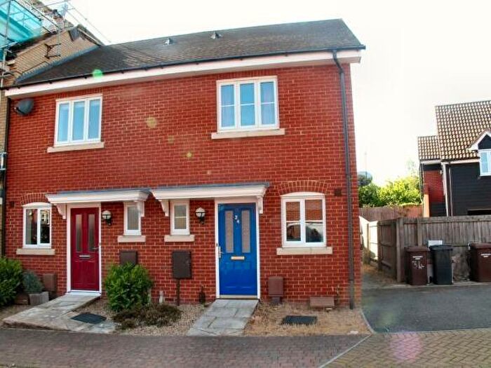 2 Bedroom Terraced House To Rent In Wratting Road, CB9