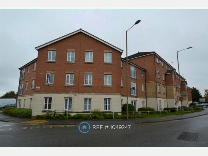 1 Bedroom Flat To Rent In St. Lukes Court, Hatfield, AL10