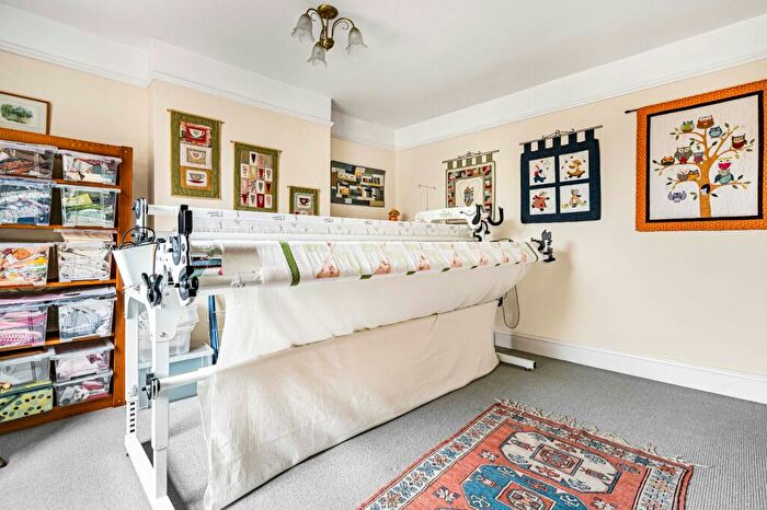 4 Bedroom Detached House For Sale In Bampton Road, Clanfield, Bampton, West Oxfordshire, OX18