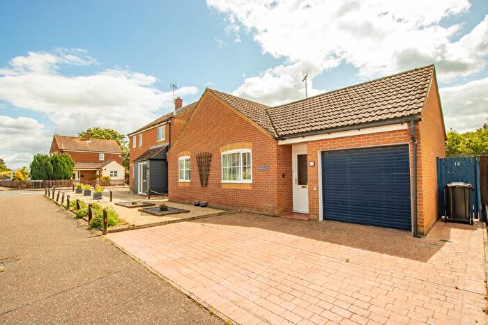 3 Bedroom Detached Bungalow For Sale In Rowan Drive, Gayton, PE32