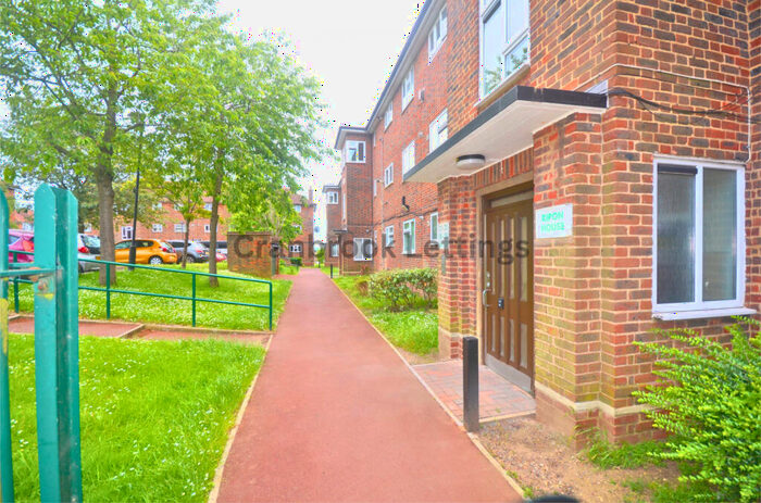 1 Bedroom Flat To Rent In Ripon House, RM3