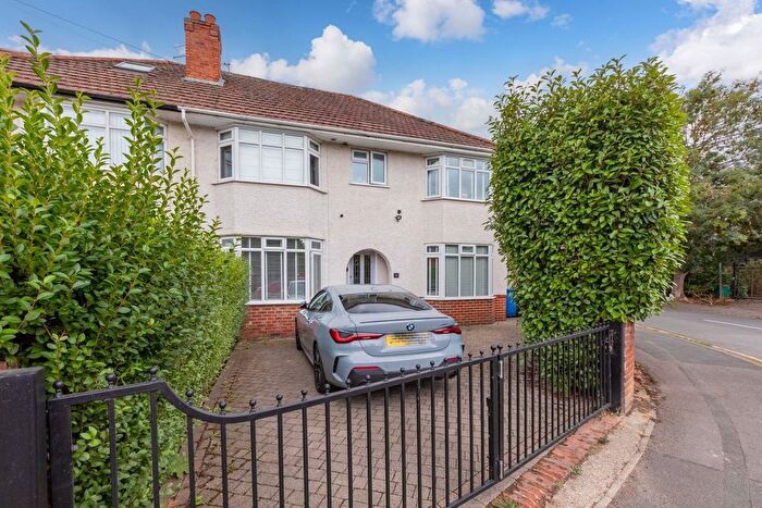 4 Bedroom Semi-Detached House For Sale In Summerleaze Road, Maidenhead, SL6