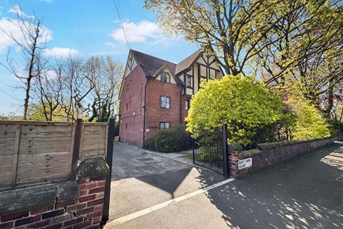 2 Bedroom Flat To Rent In West Park Court, Arncliffe Road, Leeds, LS16