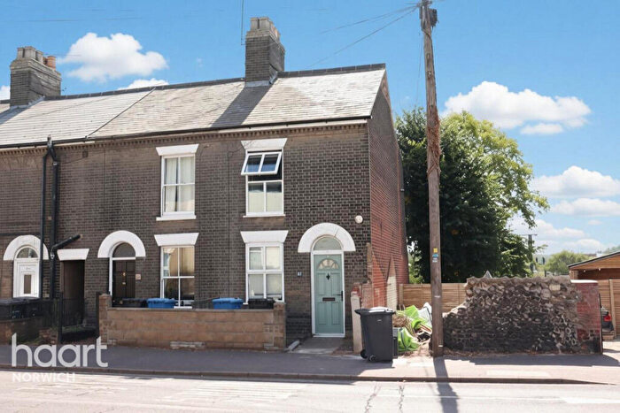 2 Bedroom Terraced House To Rent In Carrow Road, Norwich, NR1
