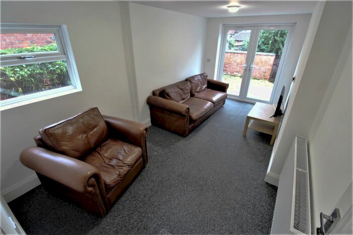 5 Bedroom Terraced House To Rent In Gresham Street, Upper Stoke, Coventry, CV2