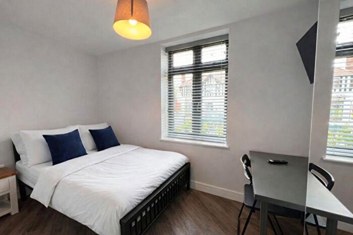3 Bedroom Apartment To Rent In A Eton Road, West Bridgford, Nottingham, NG2