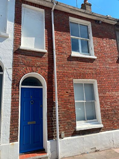 3 Bedroom Terraced House To Rent In Queens Gardens, Brighton, BN1