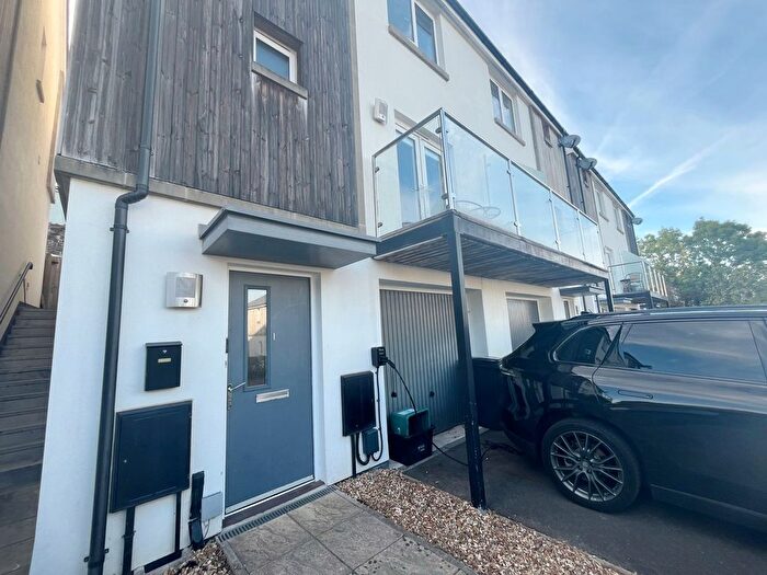 3 Bedroom Semi Detached House For Sale In Landrace Close, Ogwell, Newton Abbot, TQ12