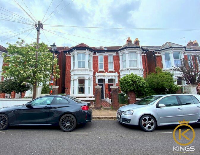 3 Bedroom Semi-Detached House To Rent In Lowcay Road, Southsea, PO5