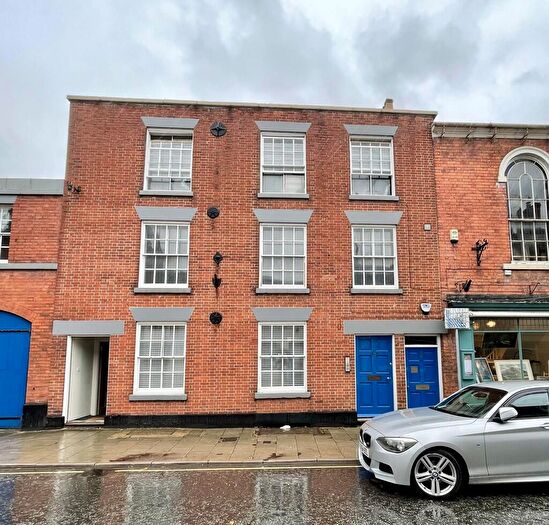 1 Bedroom Apartment To Rent In St. John Street, Ashbourne, DE6
