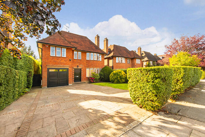 6 Bedroom Detached House To Rent In Kingsley Way, Hampstead Garden Suburb, N2