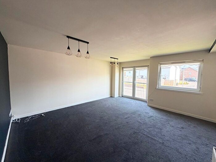 2 Bedroom Flat To Rent In Wellington Street, Wishaw, ML2