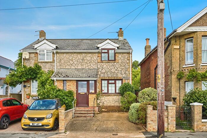 3 Bedroom Semi-Detached House For Sale In Upper Green Road, St. Helens, Ryde, Isle Of Wight, PO33
