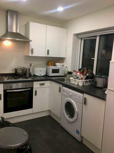 1 Bedroom Flat To Rent In Albert Road, London, E16