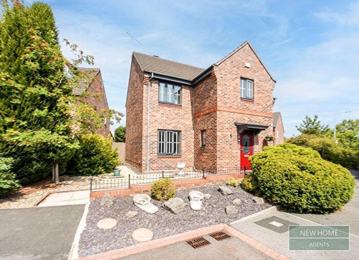 4 Bedroom Detached House For Sale In Bromley Close, Halewood, Liverpool, Merseyside., L26