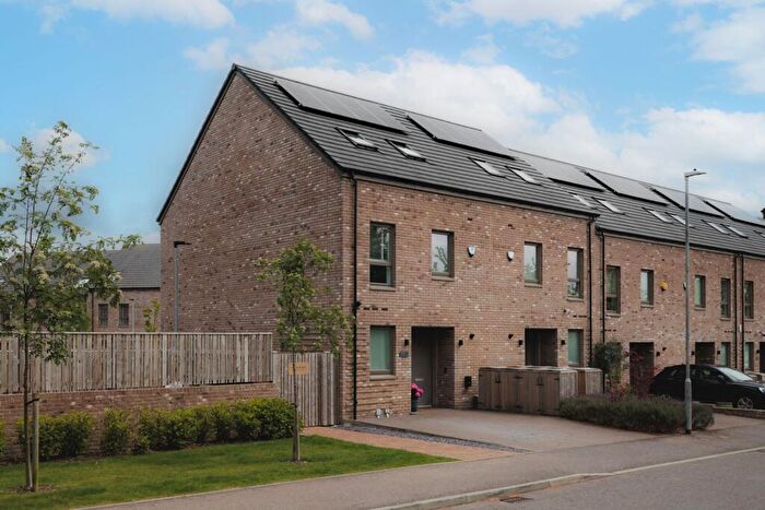3 Bedroom End Of Terrace House For Sale In School Drive, Jordanhill, G13
