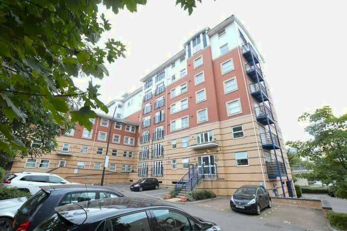 1 Bedroom Flat To Rent In The Spires, Selden Hill, Hemel Hempstead, HP2