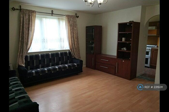 2 Bedroom Flat To Rent In Goodmayes, Ilford, IG3