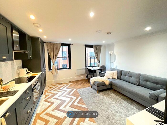 1 Bedroom Flat To Rent In Great Hampton Street, Birmingham, B18