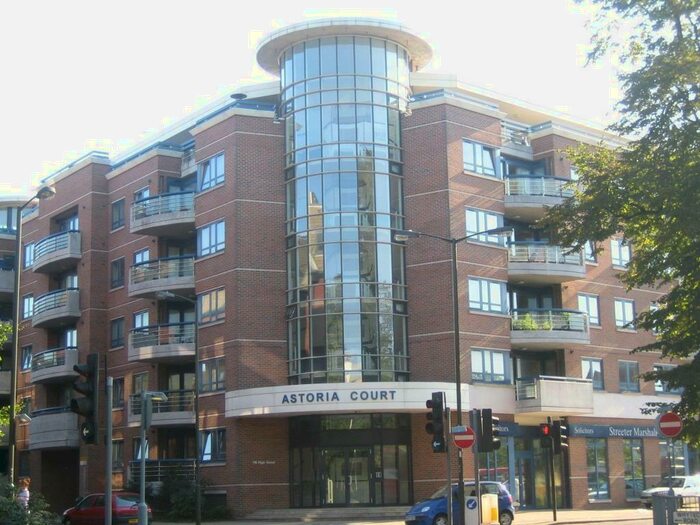 2 Bedroom Flat To Rent In Bedroom Flat In Purley, CR8