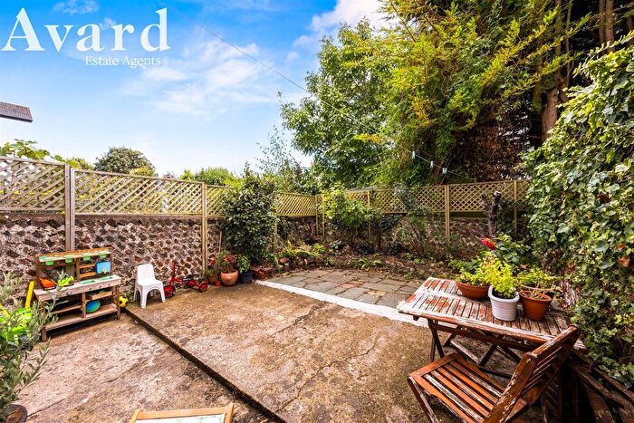 2 Bedroom Maisonette For Sale In Grantham Road, Brighton, BN1