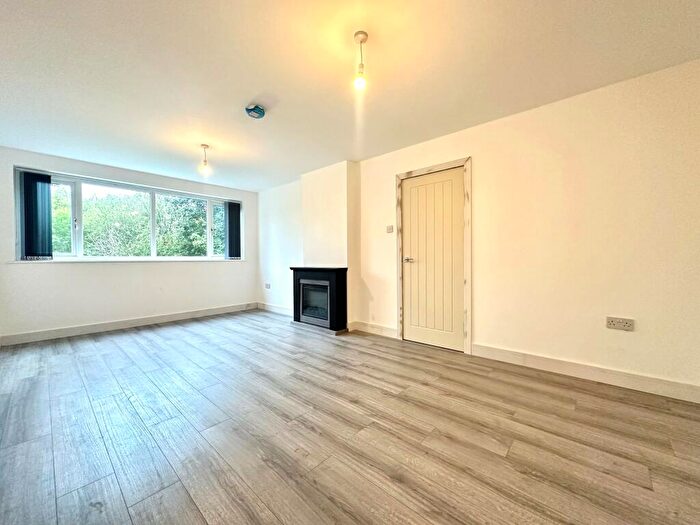 2 Bedroom Maisonette To Rent In Mary Road, Stetchford, B33