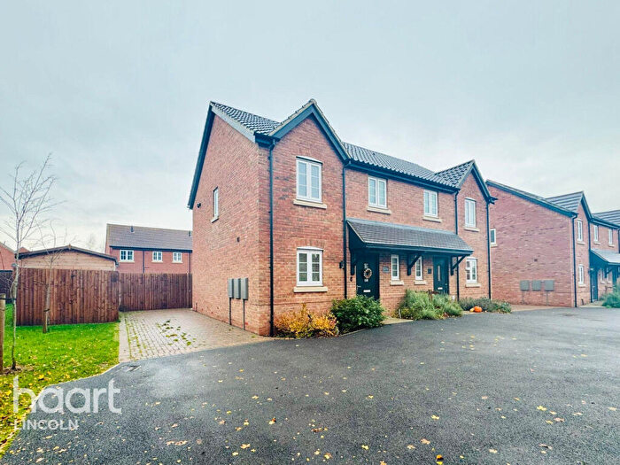3 Bedroom Semi Detached House To Rent In Lee Avenue, Lincoln, LN4