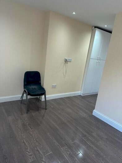 1 Bedroom Flat To Rent In Harrow Road, London, W10