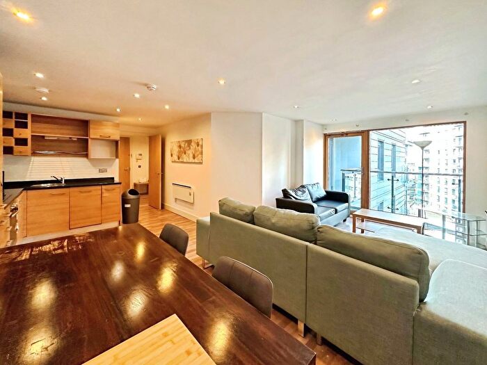 2 Bedroom Flat To Rent In La Salle, Chadwick Street, Hunslet, Leeds, LS10