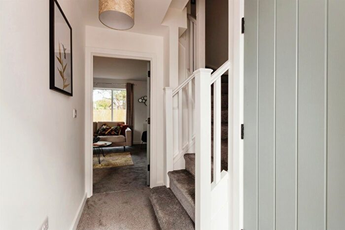 3 Bedroom Town House For Sale In Tulip Street, Beeston, Nottingham, NG9