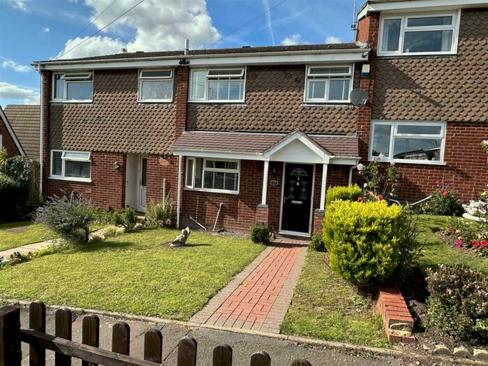 3 Bedroom Semi-Detached House To Rent In Abbeydale Close, Coventry, CV3