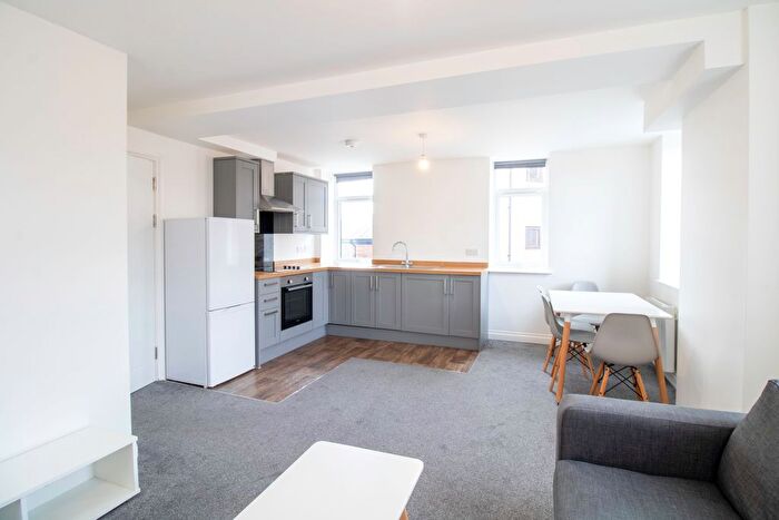 2 Bedroom Flat To Rent In Manor House, Woodlands Village, Wakefield, WF1