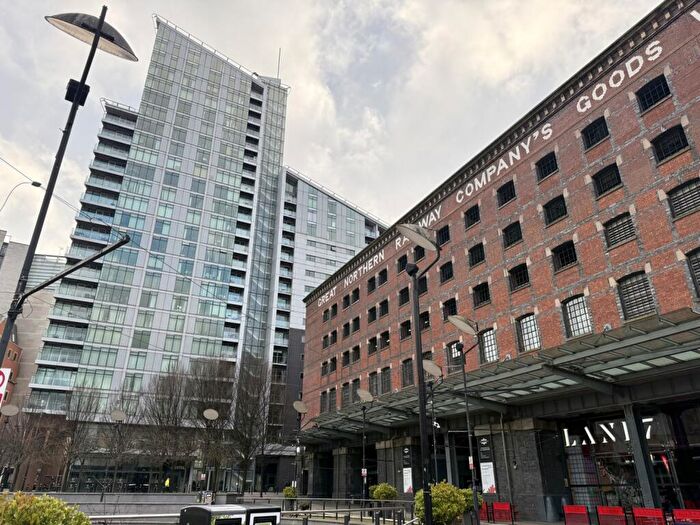 1 Bedroom Apartment To Rent In Great Northern Tower, Watson Street, Manchester, M3