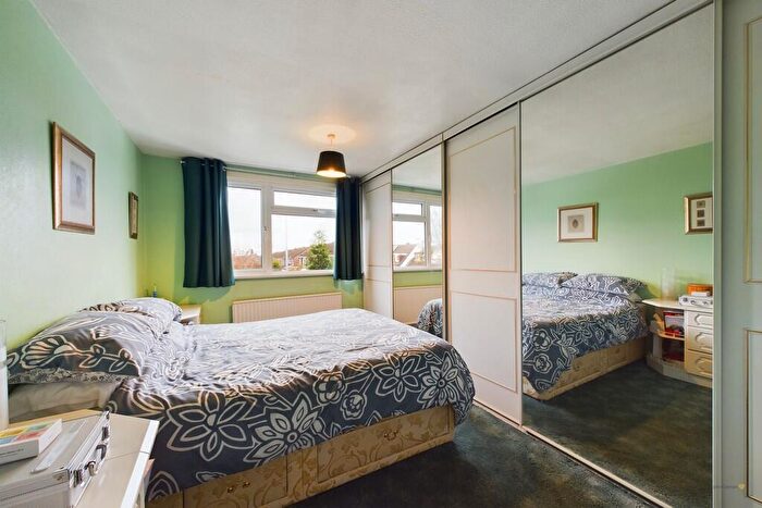3 Bedroom Semi-Detached House For Sale In Winsford Crescent, Hillcroft Park, Stafford, ST17