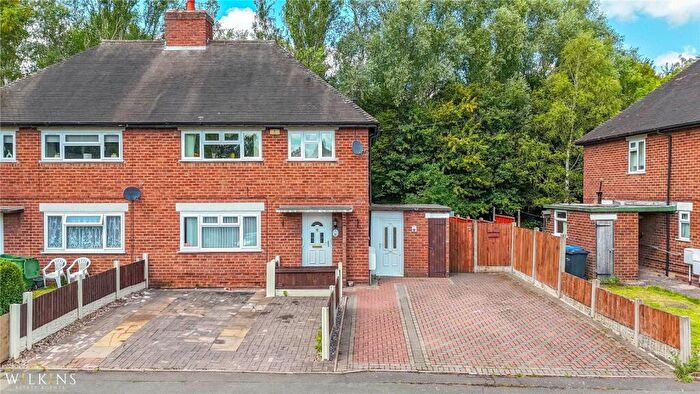 1 Bedroom Maisonette For Sale In Sutton Avenue, Tamworth, Staffordshire, B78
