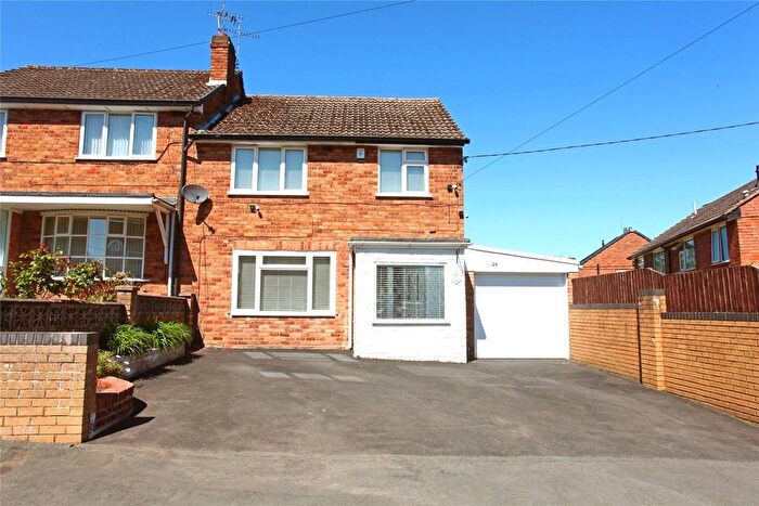 3 Bedroom Semi-Detached House For Sale In Manor Gardens, Dawley, Telford, Shropshire, TF4