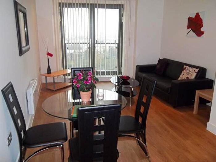 2 Bedroom Flat To Rent In Echo Central Two, Cross Green Lane, Leeds, West Yorkshire, LS9