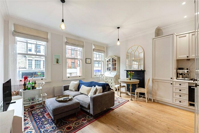 1 Bedroom Flat For Sale In Jones Mews, Putney High Street, Putney, London, SW15