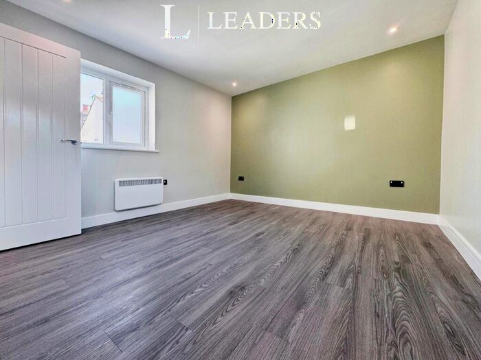 2 Bedroom Flat To Rent In Grove Mews, Grove Road, Lowestoft, NR32