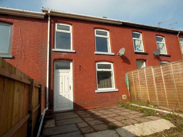 3 Bedroom Terraced House To Rent In Glanavon Terrace, Nantymoel, Bridgend., CF32