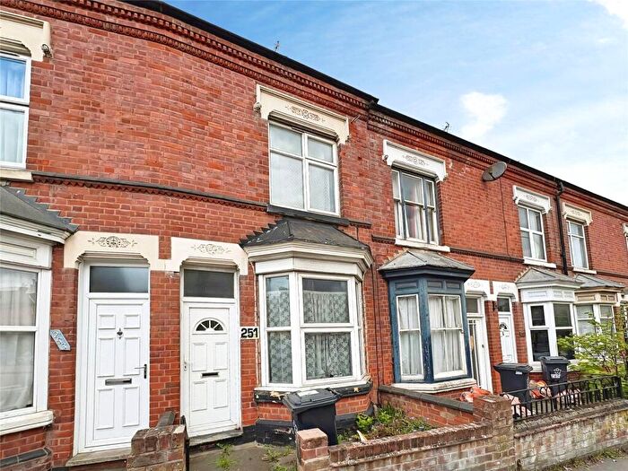 3 Bedroom Terraced House For Sale In Welford Road, Leicester, Leicestershire, LE2