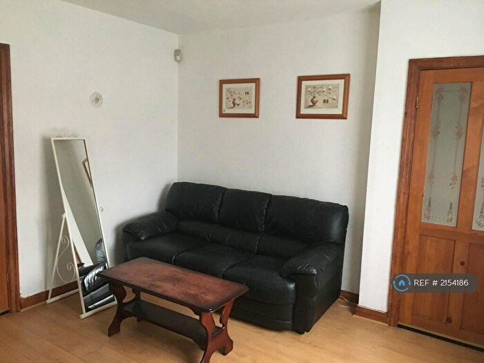 3 Bedroom Terraced House To Rent In Freeburn Causeway, Coventry, CV4