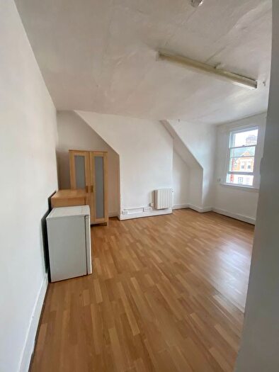 Studio To Rent In Callcott Road, London, NW6