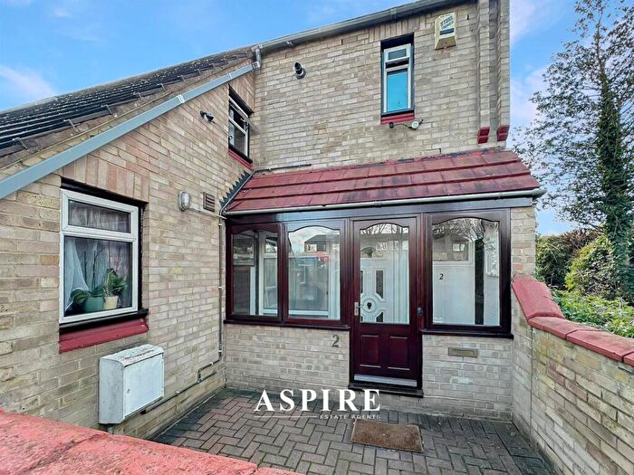 3 Bedroom End Of Terrace House For Sale In Wimbish End, Basildon, Essex, SS13