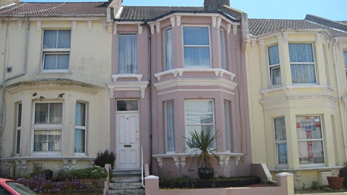 2 Bedroom Property To Rent In St. Thomass Road, Hastings, TN34