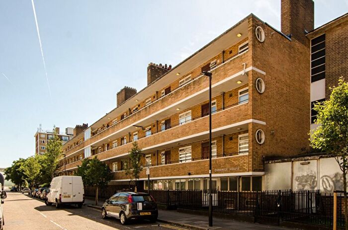 Maisonette To Rent In Wootten Street, Southwark, London, SE1