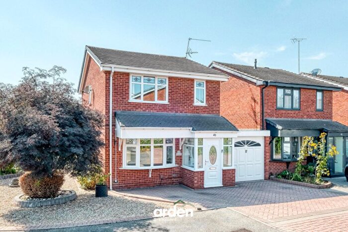 3 Bedroom Detached House For Sale In Hollyberry Close, Redditch, B98