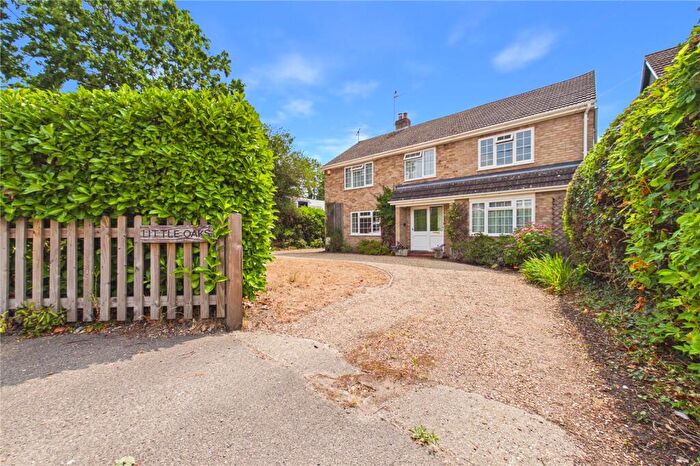 5 Bedroom Detached House For Sale In Reading Road, Burghfield Common, Reading, RG7