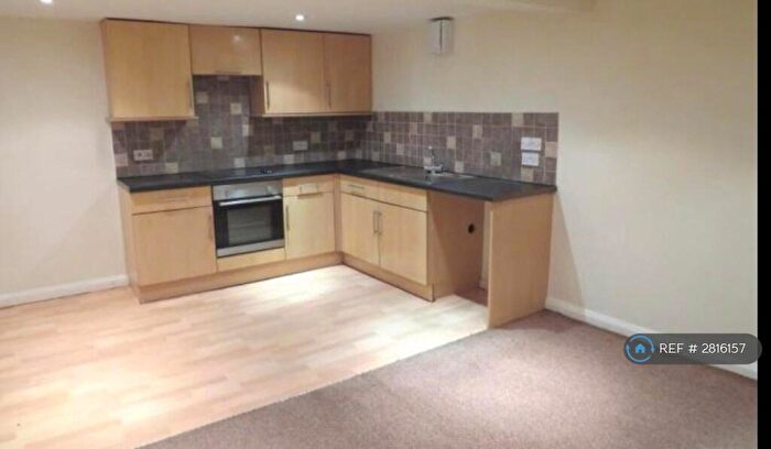 1 Bedroom Flat To Rent In Bolton Road, Bradford, BD2