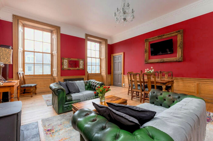 2 Bedroom Apartment To Rent In York Place, Edinburgh, EH1